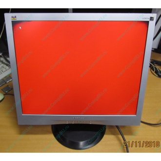 Монитор 19" ViewSonic VA903 с дефектом изображения (битые пиксели по углам) - Екатеринбург.
